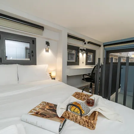 New Luxury In The Historic Center Апартаменты *